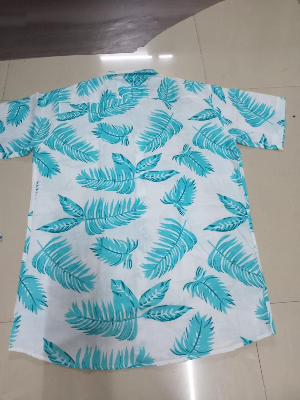 Men's Printed Half Sleeves Spread Collar Casual Shirt White & Light Green 19z41t-h6